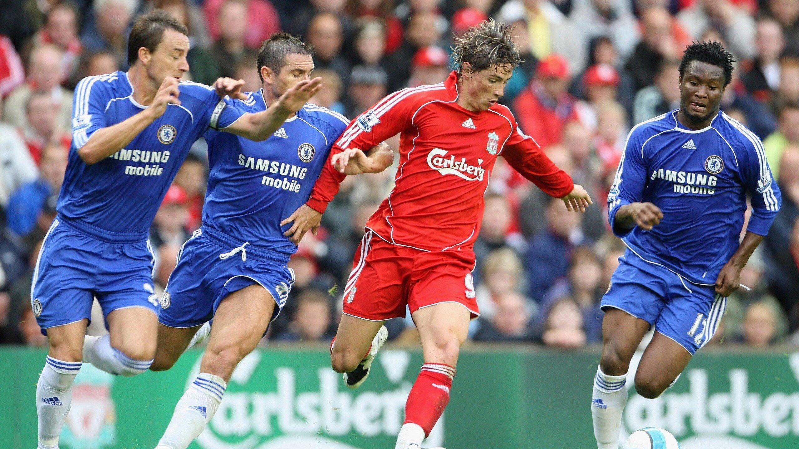 2008年的今天,伊万诺维奇登陆斯坦福桥,蓝军后防基石铸就传奇篇章